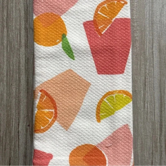 Kate Spade New York Kitchen Towels Summer Drinks & Citrus Fruit - Set Of 2 - Picture 2 of 3